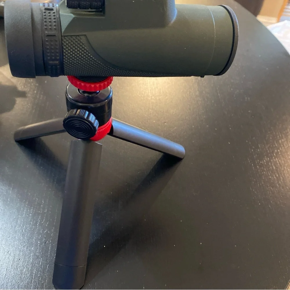 Green Monocular with Tripod